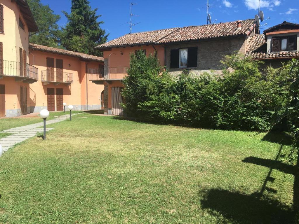 Bilocale Salice Terme Apartment Екстериор снимка