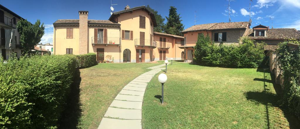 Bilocale Salice Terme Apartment Екстериор снимка