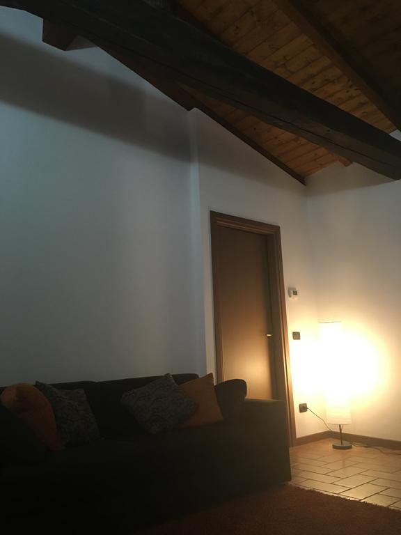 Bilocale Salice Terme Apartment Екстериор снимка