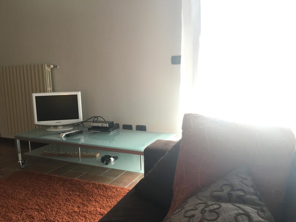 Bilocale Salice Terme Apartment Екстериор снимка