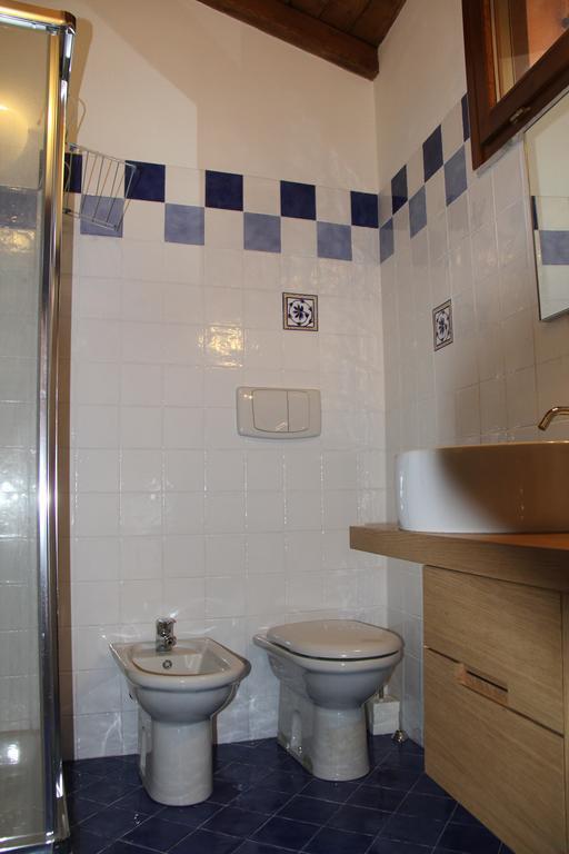 Bilocale Salice Terme Apartment Екстериор снимка